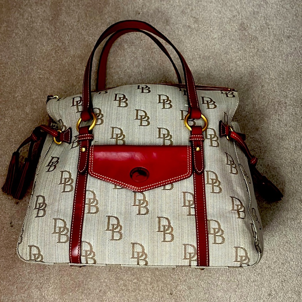 Vintage Dooney and Bourke purse